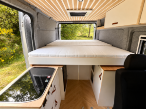 Complete inbouw: L2H2 Ducato/Jumper/Boxer met uitschuifbaar lengtebed - vanaf prijs