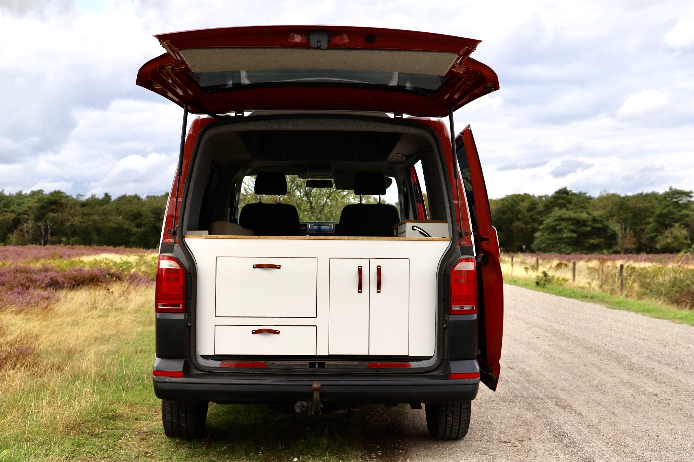 Camper T5 L1H1 - NIEUW interieur - Two Tone - Afbeelding 3